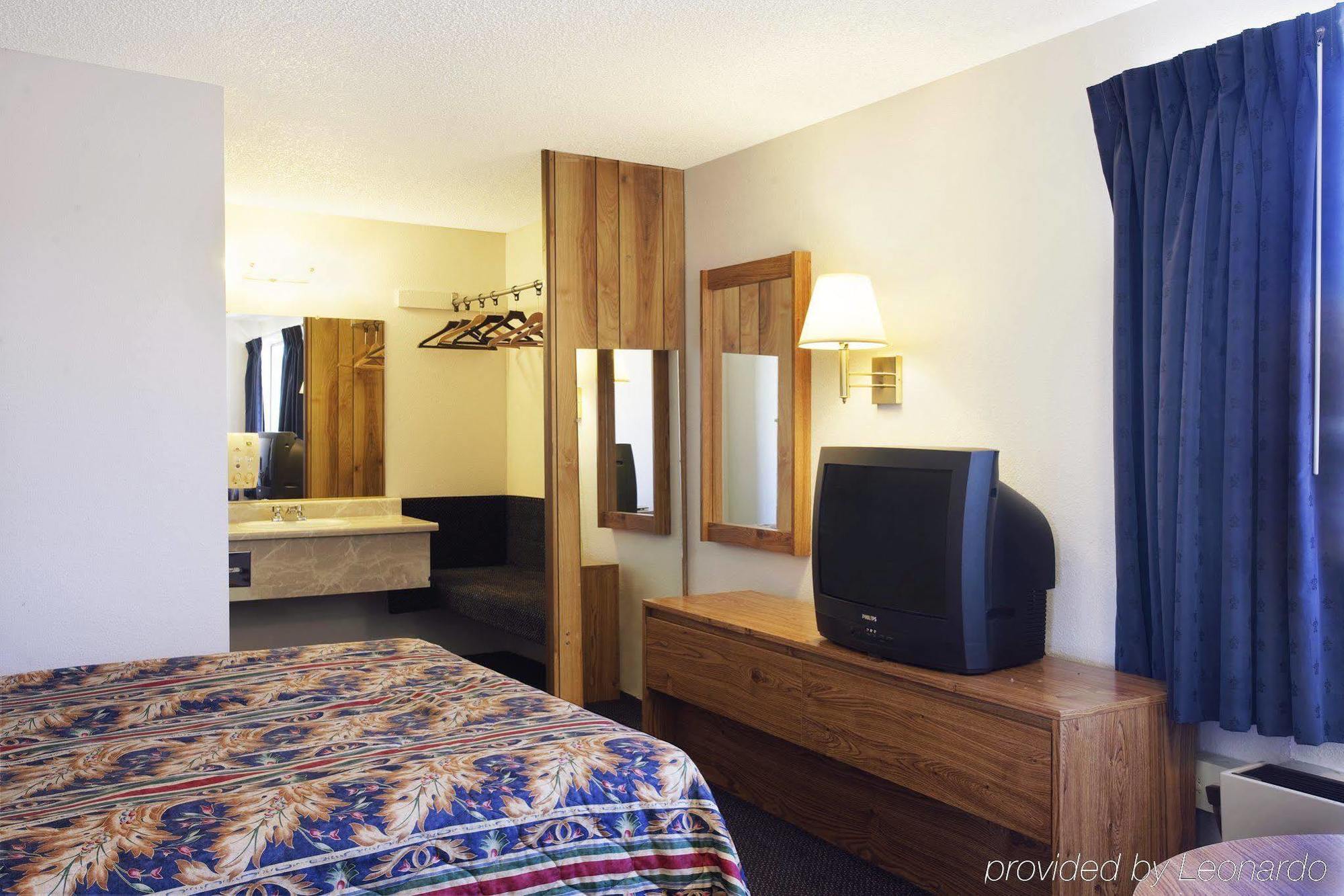 Americas Best Value Inn - Карсън Сити Стая снимка