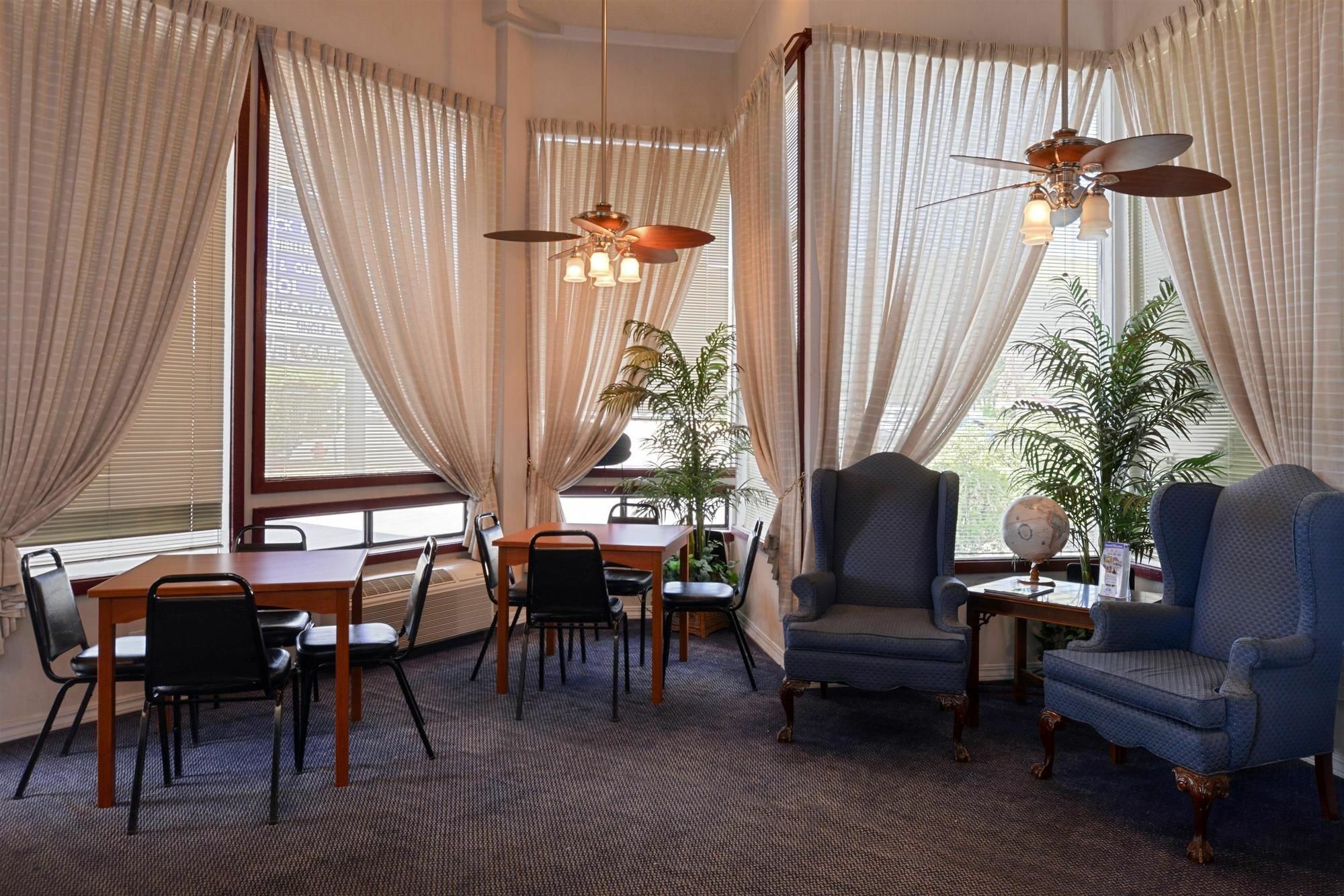 Americas Best Value Inn - Карсън Сити Екстериор снимка