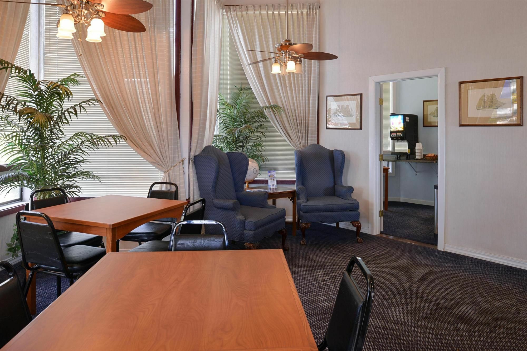Americas Best Value Inn - Карсън Сити Екстериор снимка